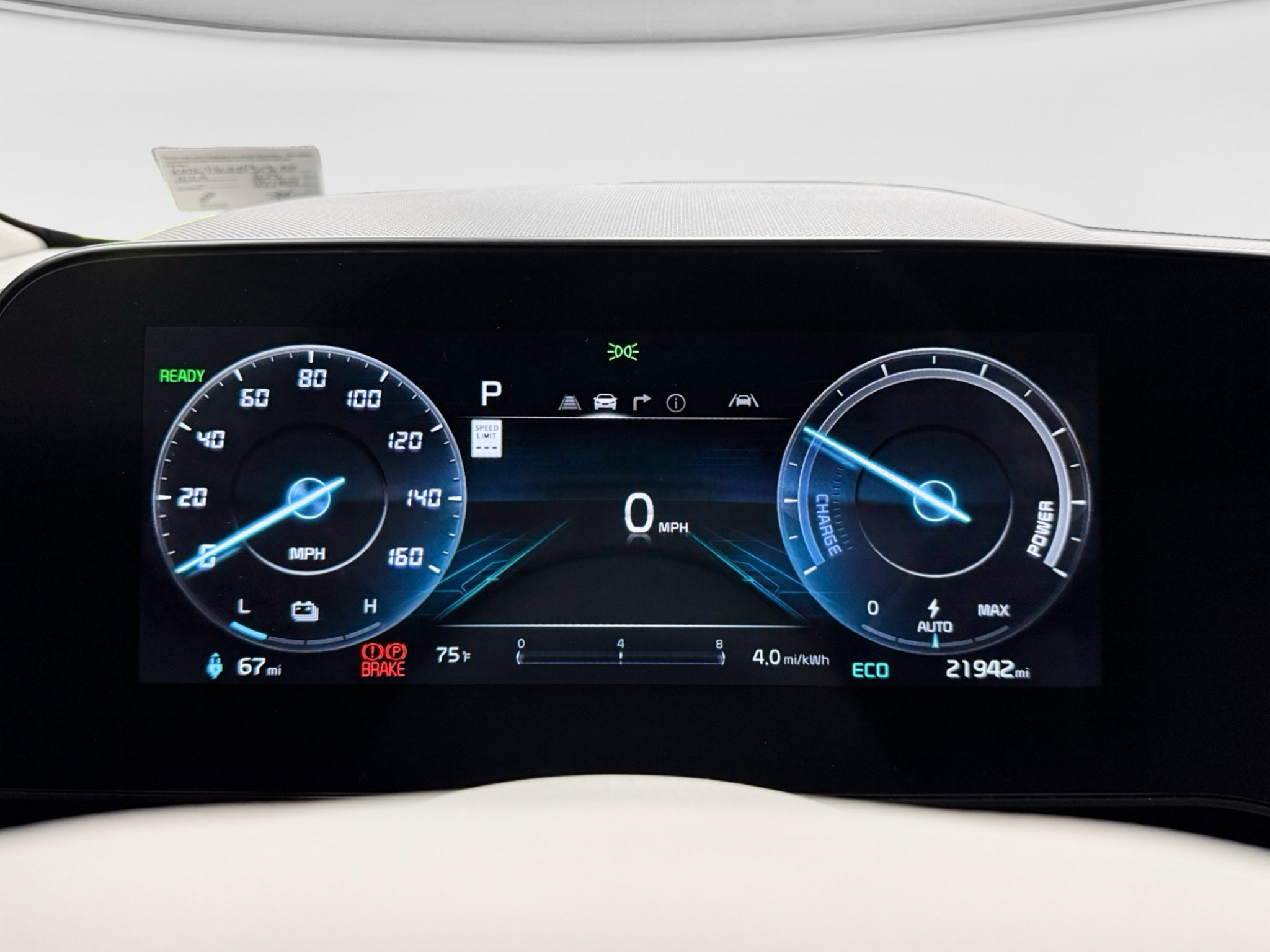 Used 2023 Kia Niro Wave FWD image 9