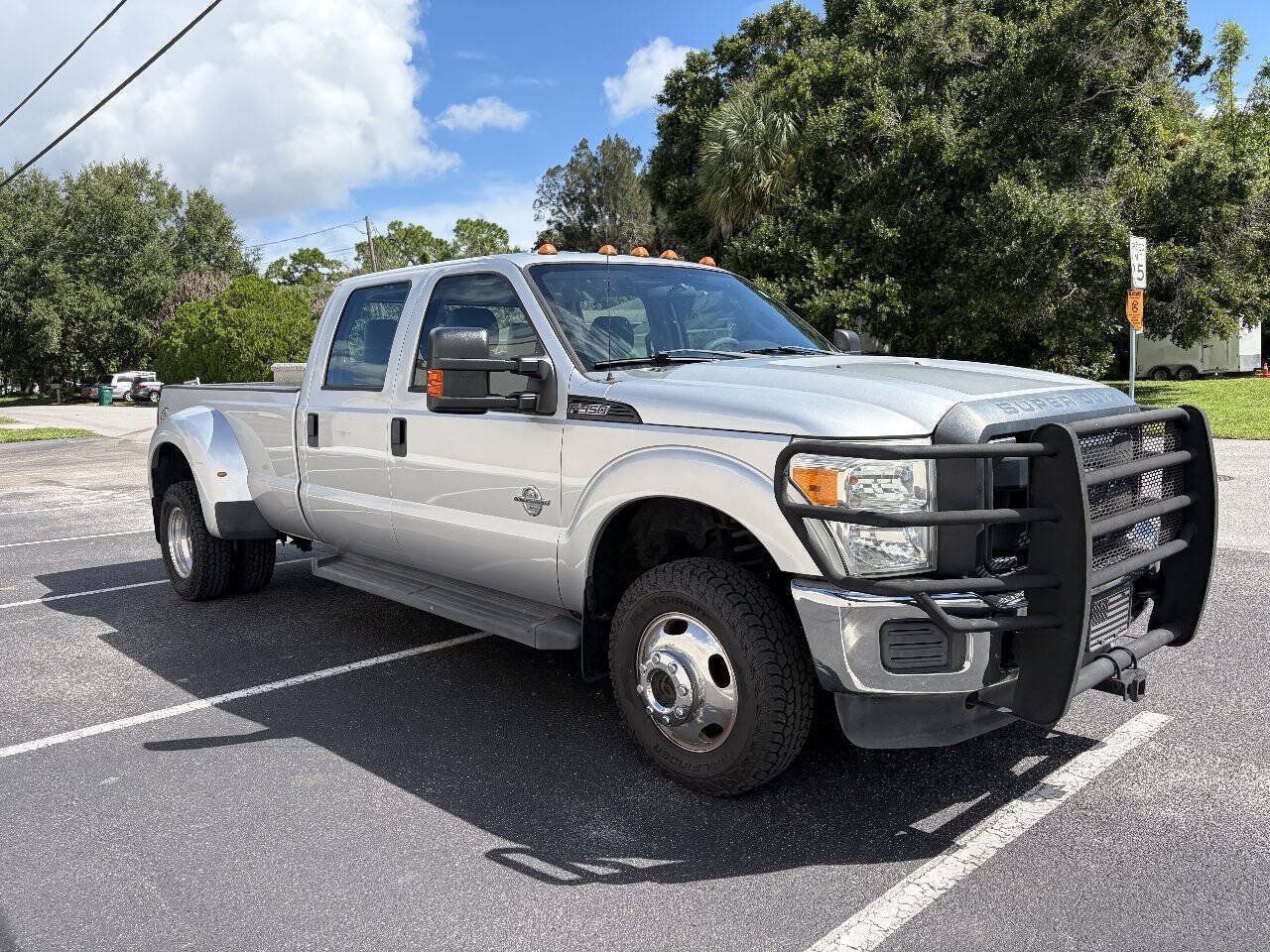 Used 2016 Ford F350 XL w/ Power Equipment Group AWD/4WD image 2