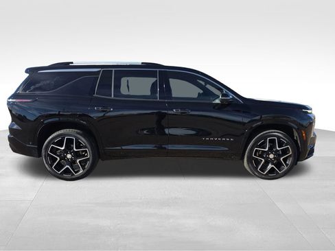 Used 2025 Chevrolet Traverse High Country image 6