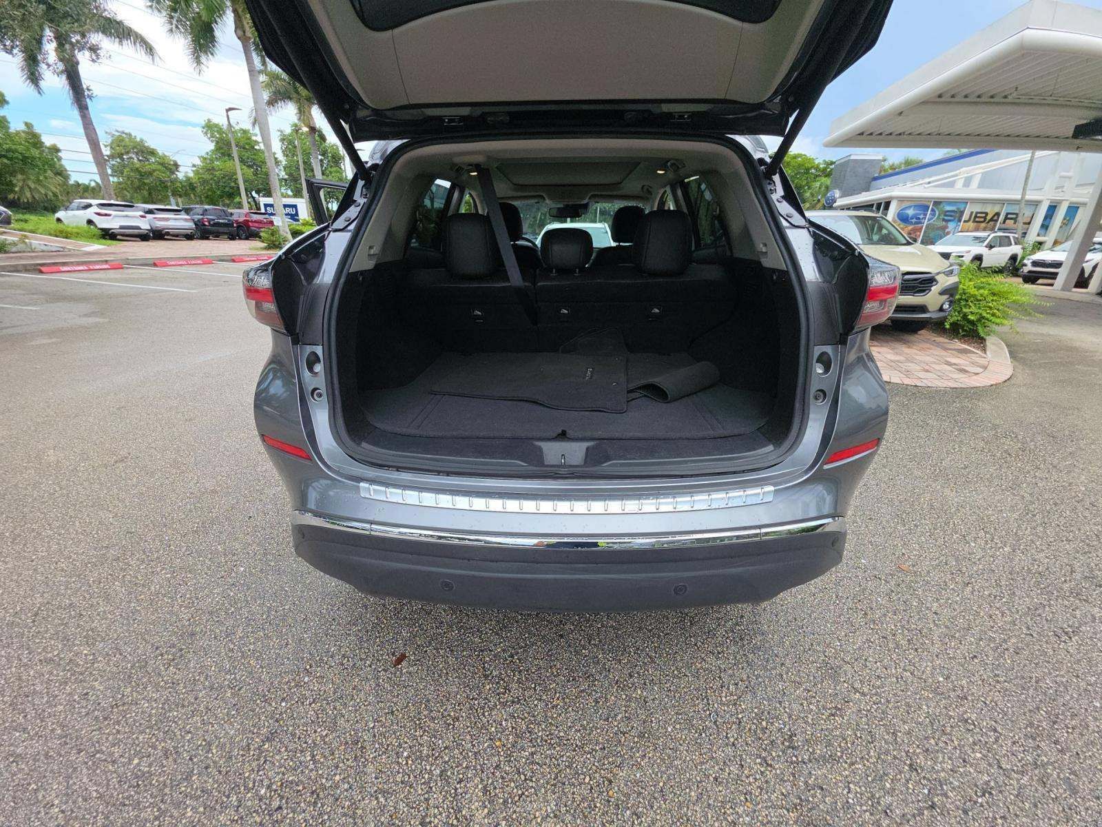 Used 2019 Nissan Murano Platinum FWD image 7