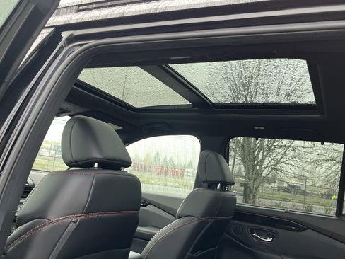 Certified 2025 Honda Pilot TrailSport image 15