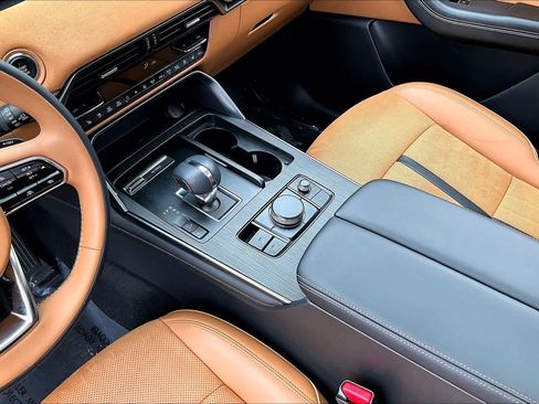 Used 2025 MAZDA CX-70 3.3 Turbo S w/ Premium Plus image 17