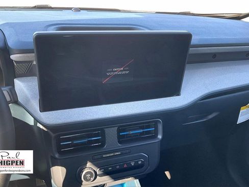 New 2025 Ford Maverick XLT w/ XLT Luxury Package image 7