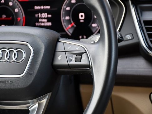 Used 2023 Audi Q5 2.0T Prestige w/ Prestige Package image 27