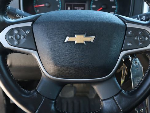 Used 2021 Chevrolet Colorado LT w/ Fleet Safety Package image 16