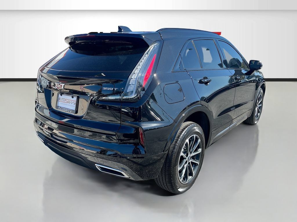 Used 2025 Cadillac XT4 Sport FWD image 7