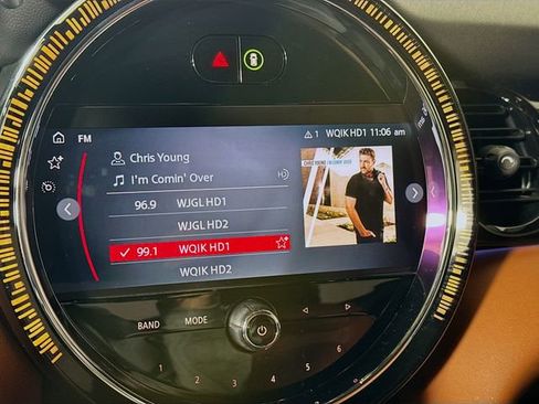 Used 2023 MINI Cooper S image 18