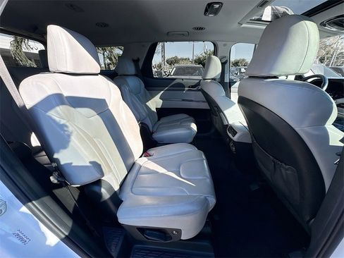 Used 2021 Hyundai Palisade SEL w/ Premium Package image 27