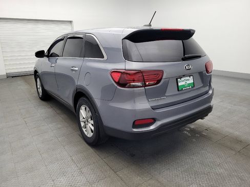 Used 2020 Kia Sorento LX image 5