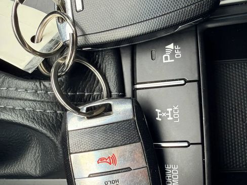 Used 2018 Kia Sorento EX image 7