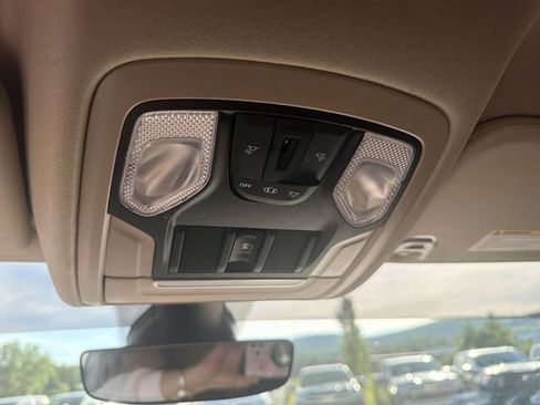 Used 2020 RAM 1500 Big Horn AWD/4WD image 36
