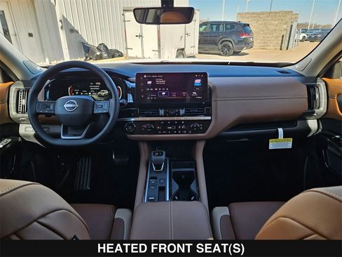 New 2026 Nissan Pathfinder Platinum image 21