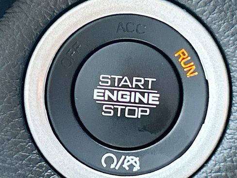 Used 2022 RAM 1500 Big Horn AWD/4WD image 34