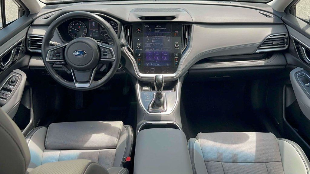 Certified 2022 Subaru Outback Limited AWD/4WD image 10