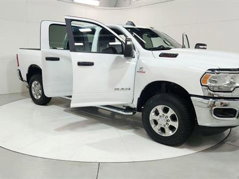Used 2024 RAM 2500 Big Horn image 29