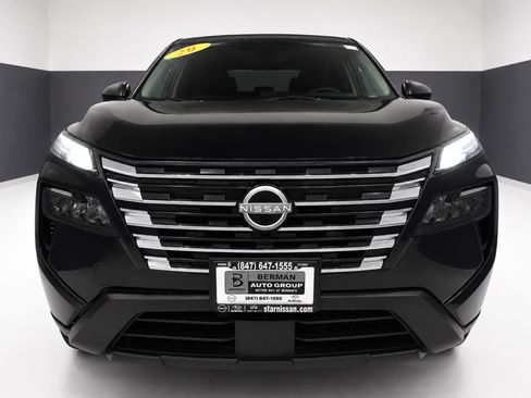 Certified 2025 Nissan Rogue S AWD/4WD image 6
