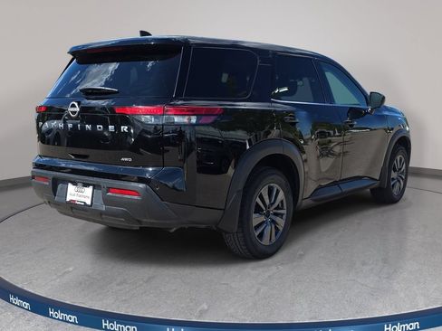 Used 2024 Nissan Pathfinder S AWD/4WD image 6