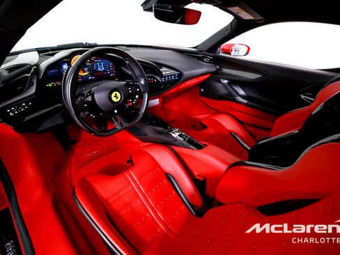 Used 2021 Ferrari SF90 Stradale AWD/4WD image 12