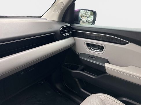 Certified 2024 Honda Pilot Elite image 23
