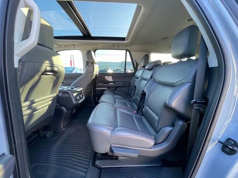 Used 2025 Ford Expedition Max Active image 18