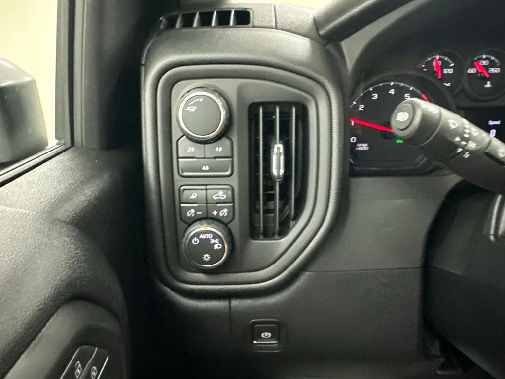 New 2026 Chevrolet Silverado 2500 Custom w/ Custom Value Package AWD/4WD image 38