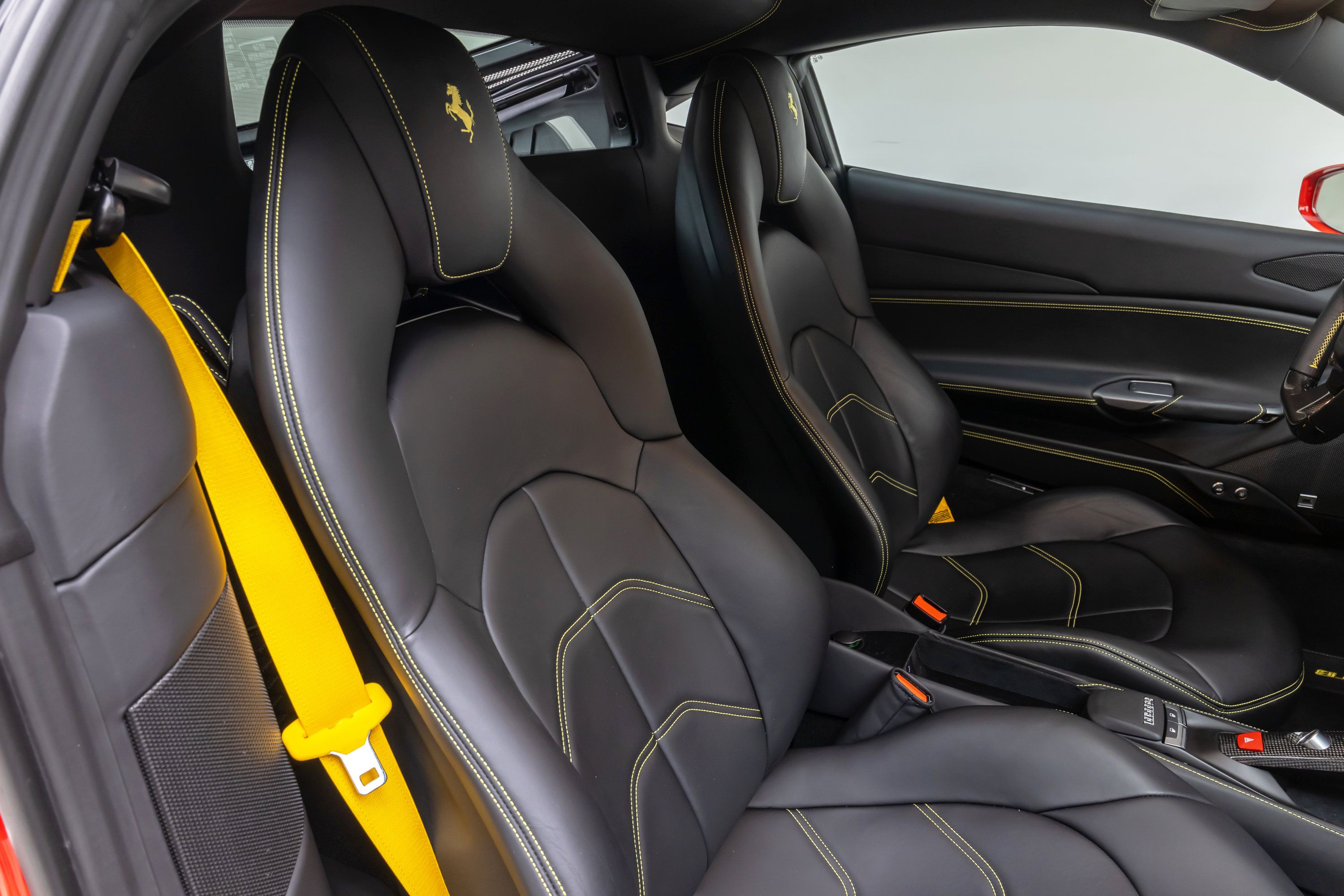 Certified 2018 Ferrari 488 GTB RWD image 44