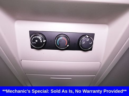 Used 2012 Chrysler Town & Country Touring-L w/ Driver Convenience Group FWD image 19