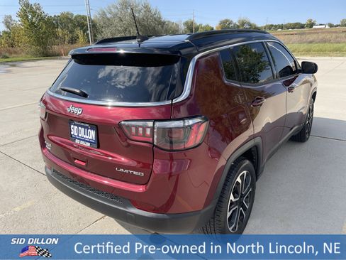Used 2022 Jeep Compass Limited image 8