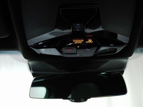 Used 2025 BMW 228i xDrive w/ Premium Package image 18