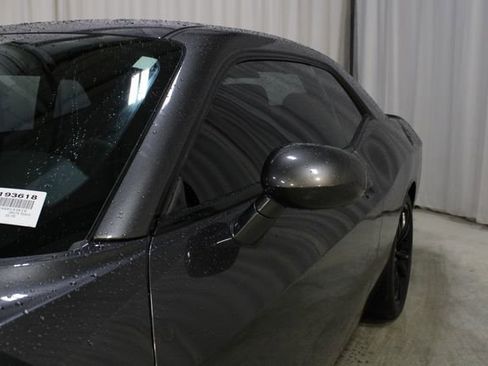 Used 2016 Dodge Challenger R/T w/ Blacktop Package RWD image 33