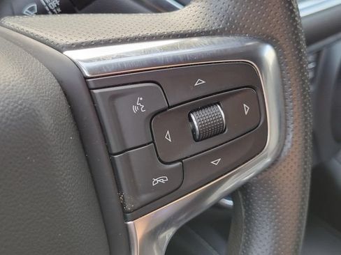 Used 2025 Chevrolet Blazer LT FWD image 17