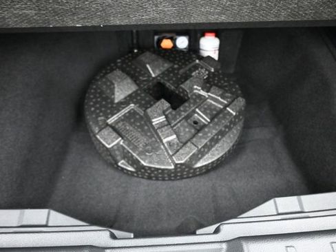 New 2026 Nissan Kicks SR w/ SR Premium Package image 12