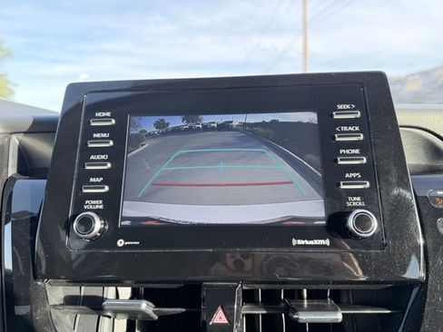 Used 2023 Toyota Camry SE image 19