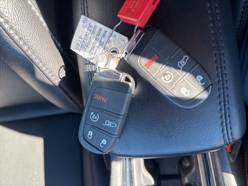 Certified 2024 Jeep Compass Trailhawk w/ Trailhawk Elite Group image 17