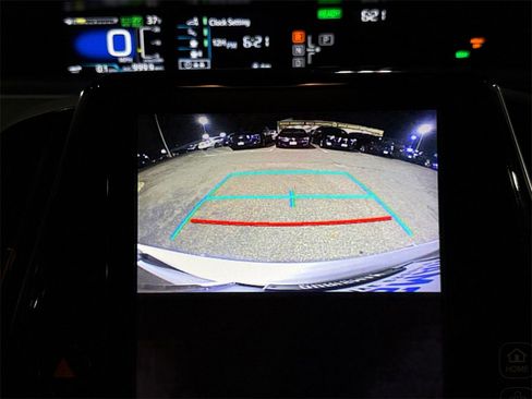 Used 2018 Toyota Prius Prime Advanced image 15