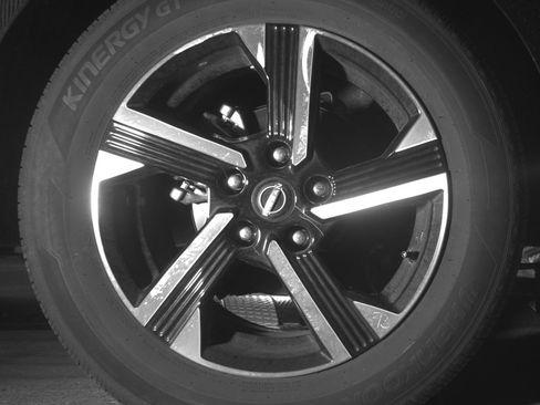 Used 2025 Nissan Sentra SV FWD image 15