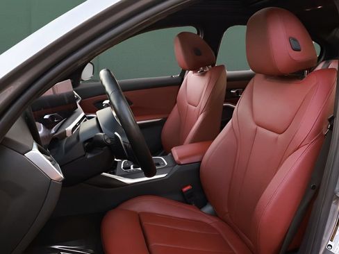 Used 2024 BMW M340i w/ Premium Package RWD image 2