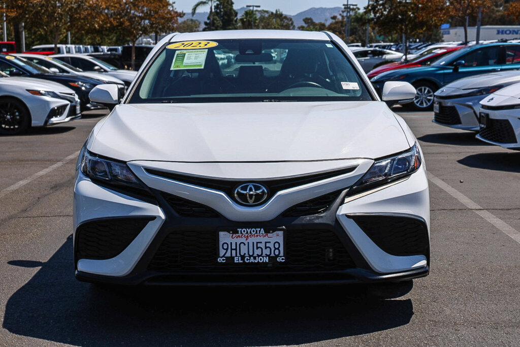 Used 2023 Toyota Camry SE FWD image 16