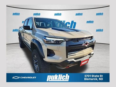 Used 2024 Chevrolet Colorado ZR2 w/ Technology Package AWD/4WD image 1
