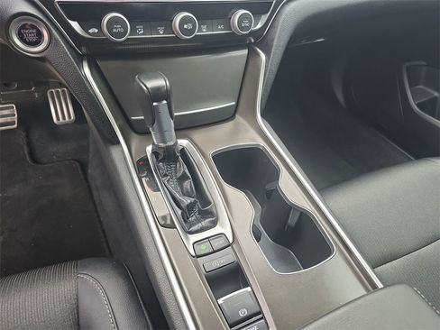 Used 2022 Honda Accord Sport image 16