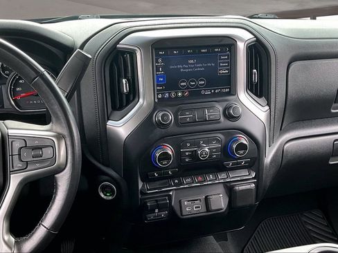 Used 2021 Chevrolet Silverado 1500 LT w/ Convenience Package II image 10