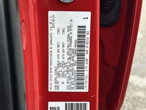 Used 2024 Toyota Tacoma TRD Off-Road image 26