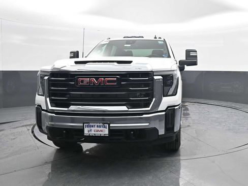 New 2026 GMC Sierra 2500 Pro image 3