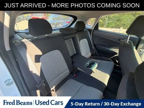 Used 2023 Hyundai Kona SE AWD/4WD image 14