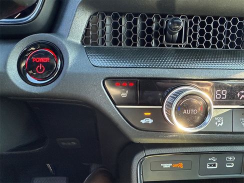 Certified 2025 Honda CR-V Sport-L image 28