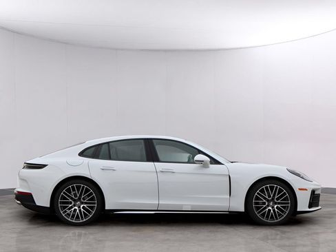 Certified 2026 Porsche Panamera 4 AWD/4WD image 9