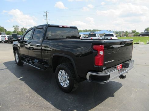 Used 2022 Chevrolet Silverado 2500 LTZ w/ Gooseneck/5TH Wheel Package AWD/4WD image 9