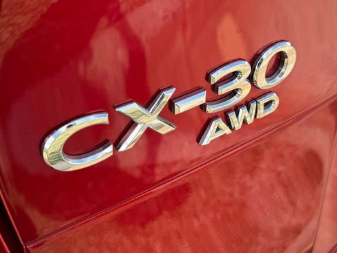 Used 2025 MAZDA CX-30 AWD 2.5 S w/ Preferred Package image 19
