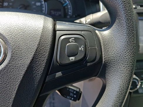 Used 2015 Toyota Camry LE FWD image 23
