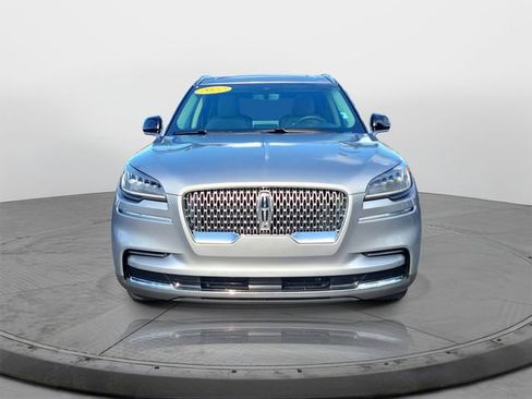 Used 2022 Lincoln Aviator Reserve w/ Class IV Trailer Tow Package RWD image 2